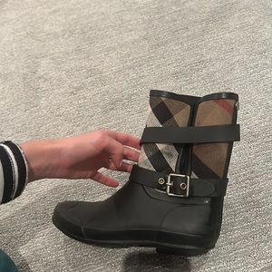 Burberry rain boots, barely worn